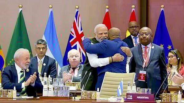 ஜி20 கூட்டமைப்பில் இணைந்த ஆப்பிரிக்க யூனியன்.. ஜி21 ஆக பெயர்மாற்றம் பெற்ற கூட்டமைப்பு.. முழு விவரம் என்ன?