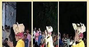 தொடரும் சாதி கொடுமை.. 70 வயது தலித் முதியவரின் தலையில் செருப்பு மூட்டை.. ராஜஸ்தானில் அதிர்ச்சி !