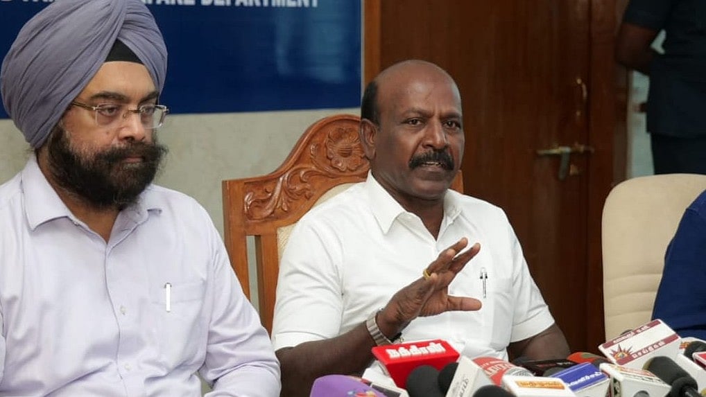 “ஒரே நாளில் 1000 சிறப்பு முகாம்கள்..” : அதிரடி ஆக்சனில் இறங்கிய அரசு - அமைச்சர் சொன்ன முக்கிய அப்டேட் !