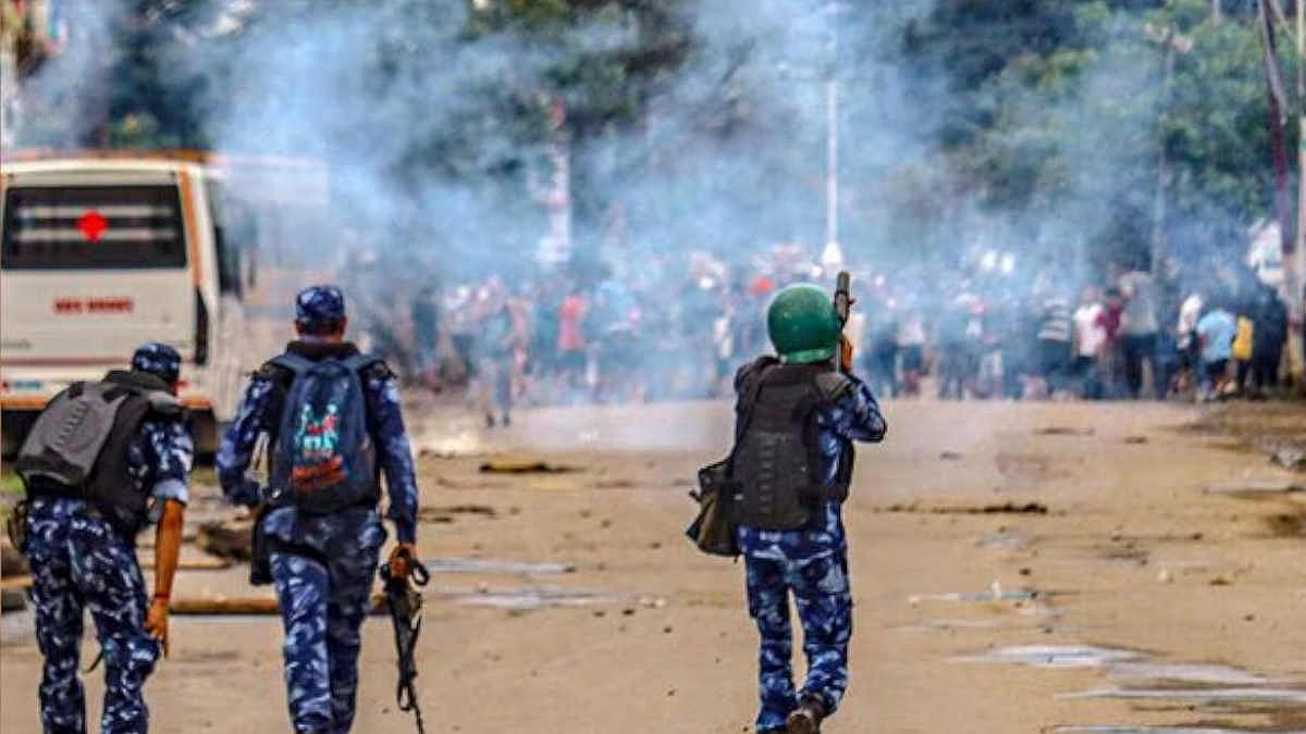 144 தடை உத்தரவிற்கும், இணைய முடக்கத்திற்கும் பெயர்போன பா.ஜ.க! : ஆட்சிக்கு வந்த பின் ஒடிசாவிலும் அமல்!