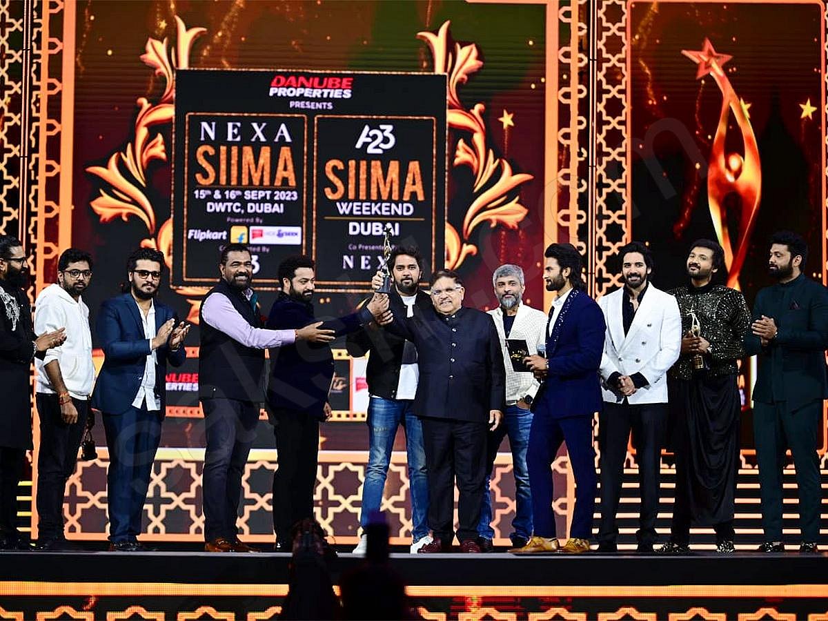 SIIMA 2023 : விருதுகளை அள்ளிக்குவித்த KGF 2, சீதாராமம்.. வெற்றியாளர்களின் பட்டியல் முழு விவரம் !