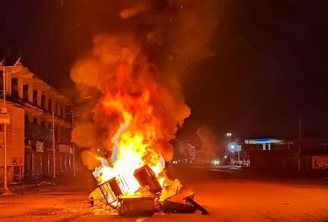 "திறமையற்ற மணிப்பூர் முதலமைச்சரை உடனே பதவி நீக்கம் செய்ய வேண்டும்"..  மல்லிகார்ஜூன கார்கே வலியுறுத்தல்!