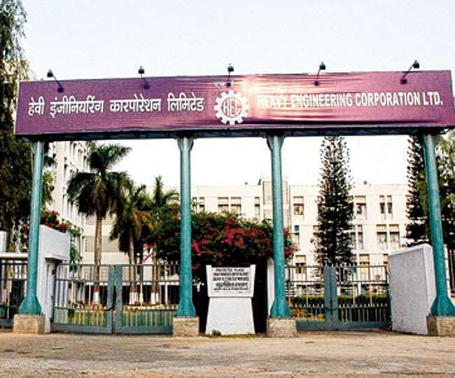 ISRO-வின் திட்டங்களுக்கு உதவிய அரசு ஊழியர்கள்.. 18 மாதமாக ஊதியம் வழங்காததால் கூலி வேலை செய்யும் சோகம் !