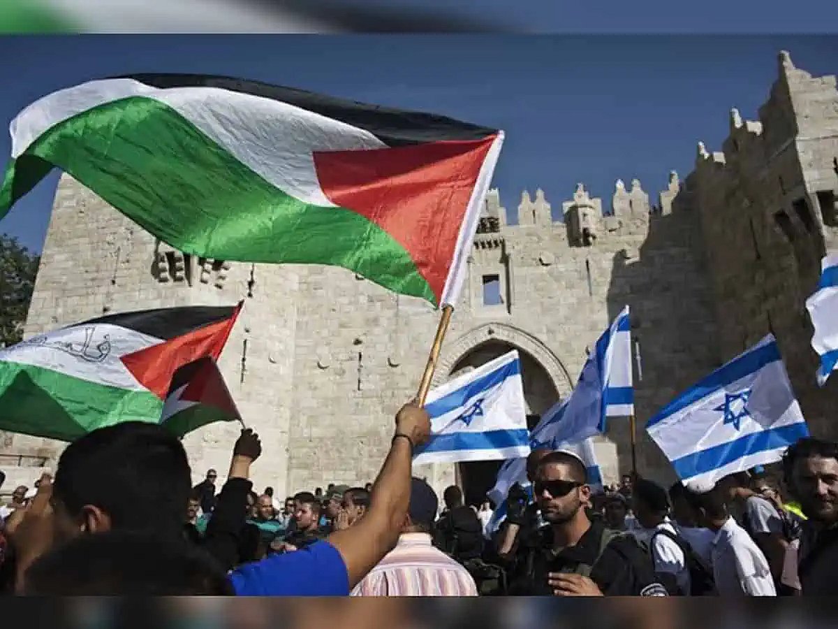 உலகெங்கும் விரட்டப்பட்ட யூதர்கள்.. அடைக்கலம் கொடுத்த பாலஸ்தீனர்கள்.. இஸ்ரேல் - பாலஸ்தீன் வரலாறு !  