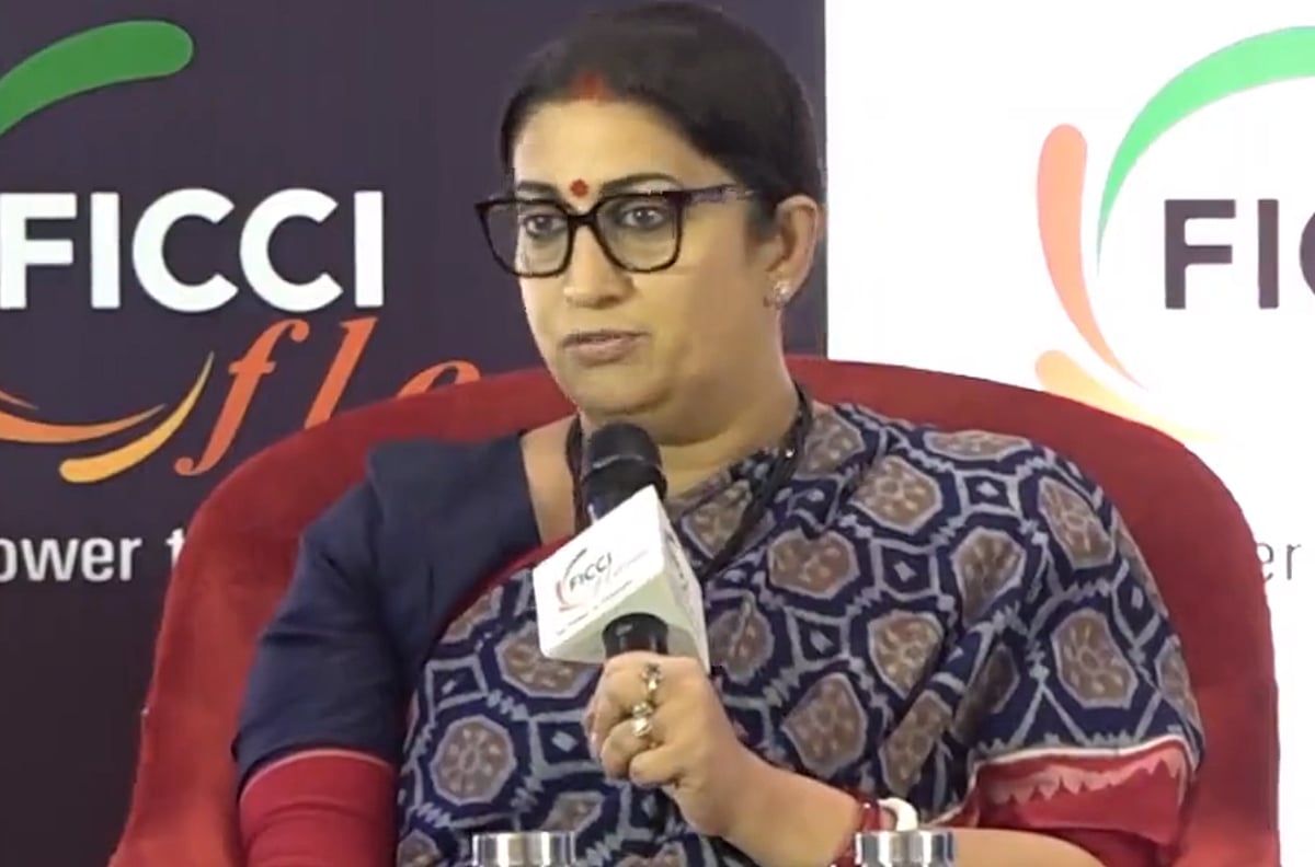 “பட்டினி குறியீட்டின் தாக்கம் புரியாமல் கேலி செய்வதா?” - ஸ்மிருதி இரானிக்கு கனிமொழி MP கண்டனம் !