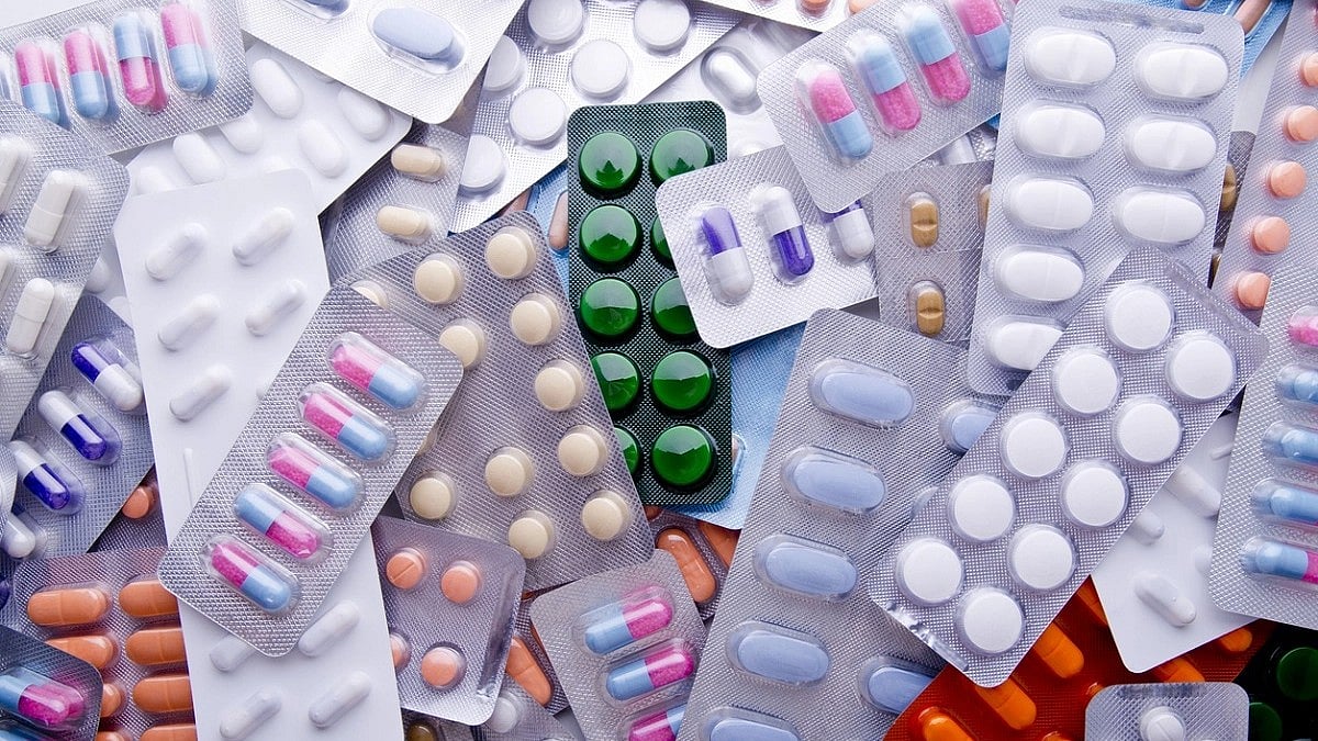 ரூ.17 லட்சம் மதிப்புள்ள போலி மருந்துகள் பறிமுதல் : மக்கள் அதிர்ச்சி - வெளிவந்த குஜராத் மாடல் அவலம்!