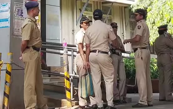 காதலித்த மகள் - அடித்தே கொன்ற கொடூர தந்தை : பெங்களூருவை அதிர வைத்த ஆணவக்கொலை!