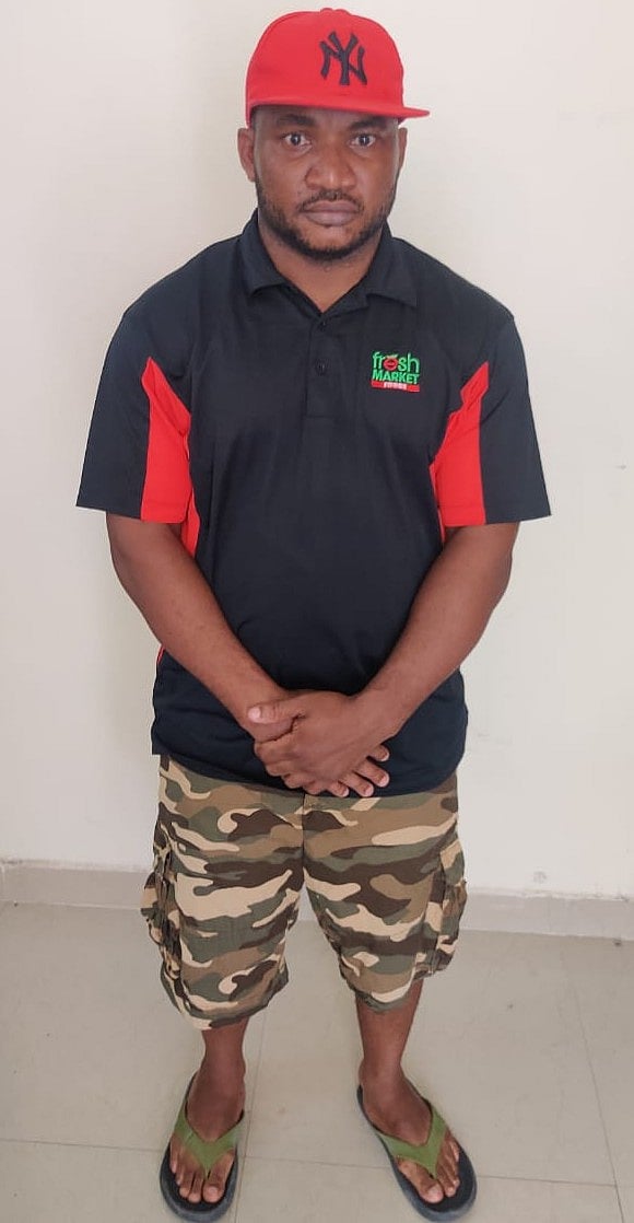 மேட்ரிமோனி தளம் மூலம் இளம்பெண்ணிடம் ரு.10 லட்சம் மோசடி.. நைஜிரியரை சுற்றி வளைத்து பிடித்த போலீஸ் !