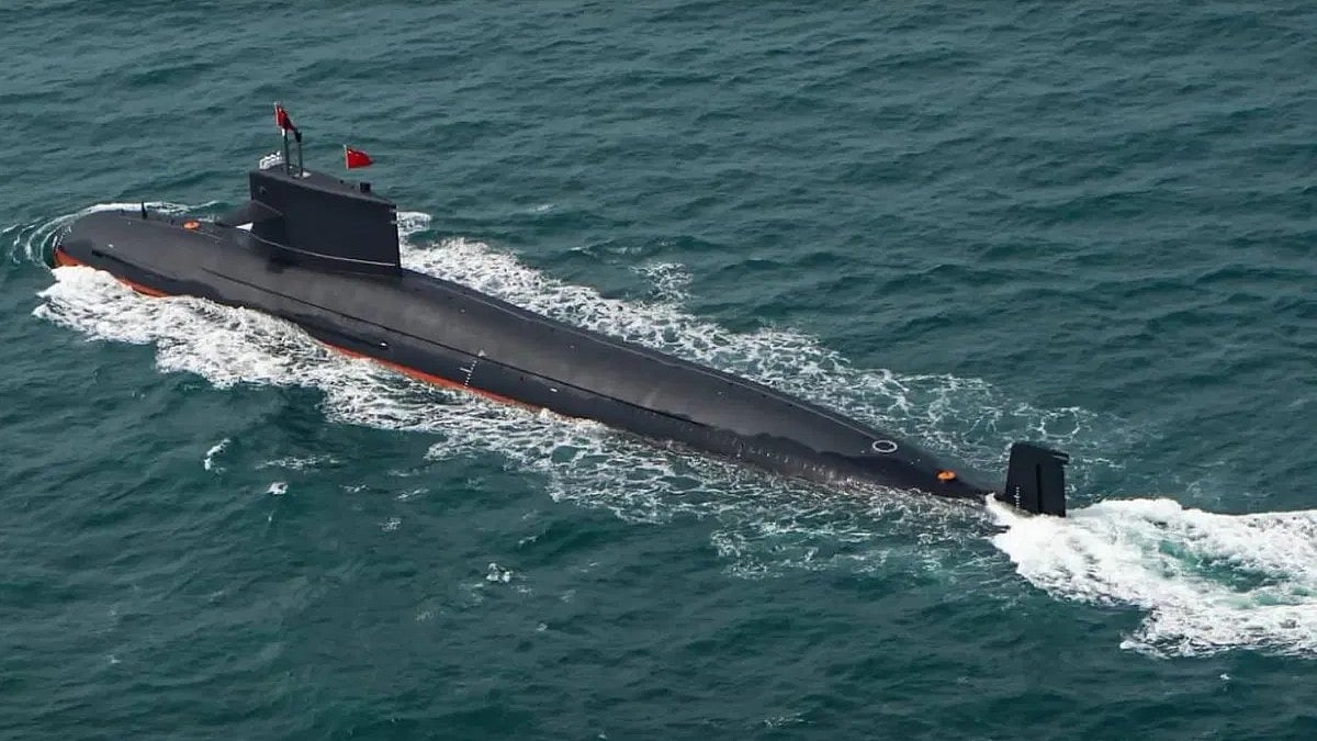 பொறியில் சிக்கிய சீன அணுசக்தி நீர்மூழ்கிக் கப்பல்.. 55 பேர் உயிரிழந்த சோகம்..  நடந்தது என்ன ?