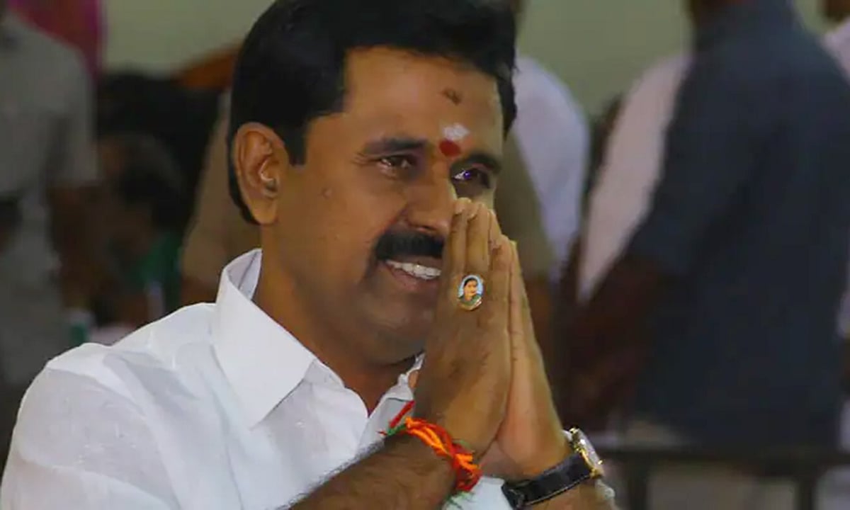 ரூ.350 கோடி முறைகேடு - அதிரடி உத்தரவிட்ட உயர் நீதிமன்றம் : சிக்கும் அதிமுக முன்னாள் அமைச்சர் காமராஜ்!