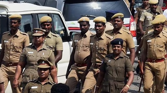 383 காவலர்கள் - ரூ.60 கோடி நிதி : காவல்துறையில் தீவிரவாத தடுப்புப் பிரிவு : முதலமைச்சர் அதிரடி ஆக்ஷன்!