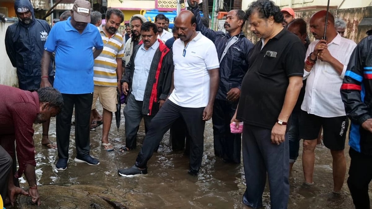 புயல் வேகத்தில் செயல்படும் அரசு நிர்வாகம் - உடனுக்குடன் வெளியேற்றப்படும் மழைநீர் : மக்கள் நிம்மதி!