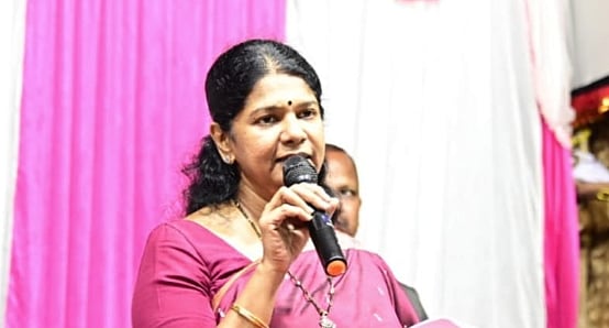 "மதத்தாலும் சாதியாலும் பிளவுபடுத்தும் கூட்டத்திற்கு தமிழ்நாட்டில் இடமில்லை": கனிமொழி MP அதிரடி பேச்சு!