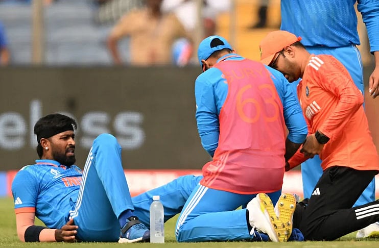 "இதை என்னால் ஜீரணிக்கவே முடியவில்லை"- உலகக்கோப்பை அணியில் இருந்து நீக்கப்பட்ட ஹர்திக் பாண்டியா உருக்கம் !