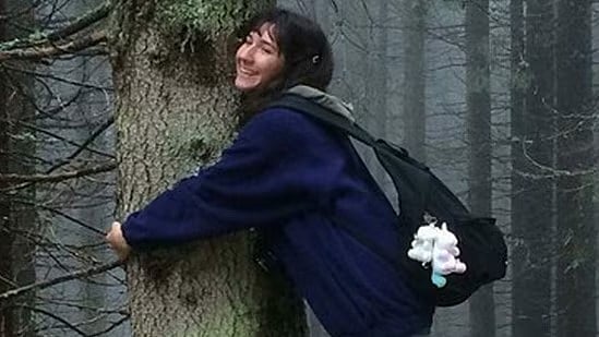 காதலை முறித்து கொண்ட காதலி : ஆத்திரத்தில் காதலன் செய்த செயலால் இத்தாலியில் அதிர்ச்சி - நடந்தது என்ன ?