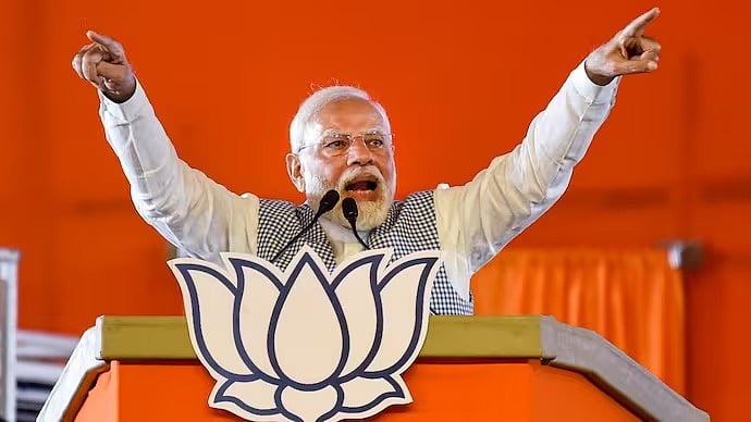 “இலவசங்களைக் கேலி செய்த மோடி, இப்போது இலவச அறிவிப்புகளை அள்ளி விடுவது ஏன்?... பயமா?” - கி.வீரமணி தாக்கு!