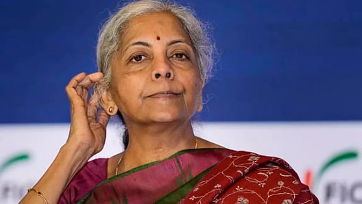 ”கேரளத்தில் நிதி நெருக்கடியை உள்ளாக்கும் ஒன்றிய அரசு” : முதலமைச்சர் பினராயி விஜயன் குற்றச்சாட்டு!