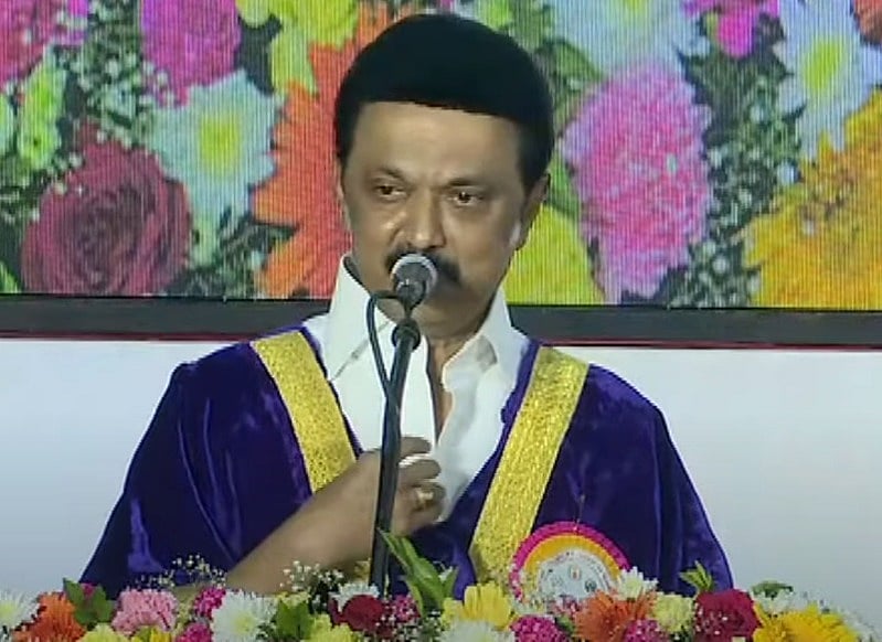 “இதற்காகவே அம்மையார் ஜெயலலிதாவை பாராட்டலாம்...” - பட்டமளிப்பு விழாவில் முதலமைச்சர் மு.க.ஸ்டாலின் !