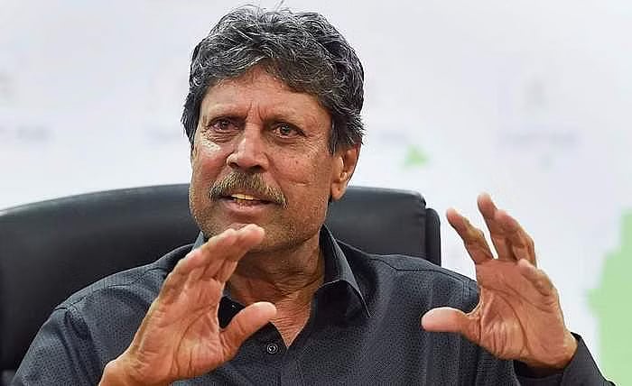 "நாம் அளவுக்கு அதிகமாக உணர்ச்சிவசப்படுகிறோம், இந்தியாவும் மற்ற அணிகளை போலத்தான்"- கபில்தேவ் கூறியது என்ன?