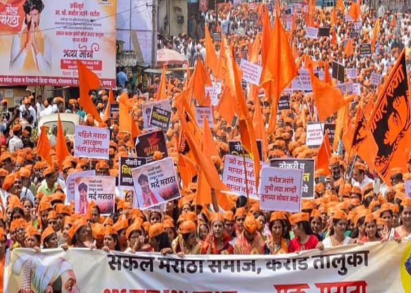 தீவிரமடையும் மராத்தா இட ஒதுக்கீடு போராட்டம்: பாஜக அலுவலகத்திற்கு தீ வைப்பு - தவிக்கும் ஏக்நாத் ஷிண்டே!