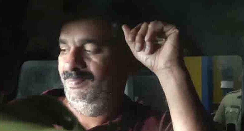 இரும்பு கம்பியால் தாக்கி, பூச்சி மருந்து கொடுத்து கொடூர கொலை.. தந்தையில் வெறிச்செயலால் அதிர்ச்சி !
