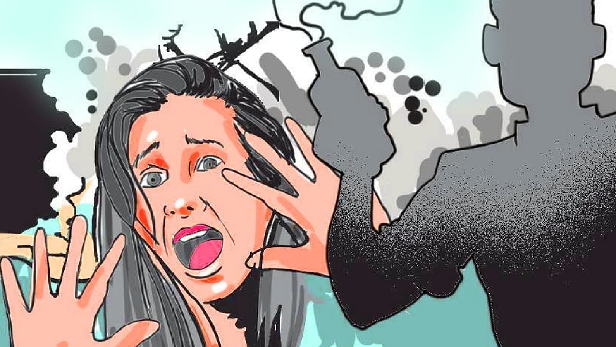 இளம்பெண்ணிடம் பேச்சுக்கொடுத்த மர்ம நபர்கள்.. கண்டு கொள்ளாததால் ஆசிட் வீச்சு? - வலை வீசும் போலிஸ்!