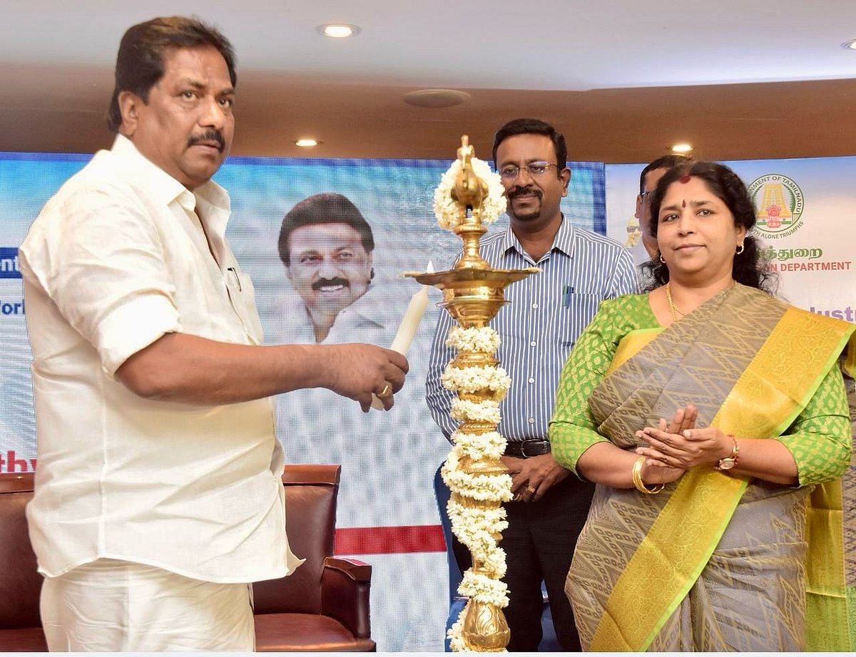 பத்திரப்பதிவு துறை : “பொதுமக்கள் வசதிக்காக ஸ்டார் 3.0 மென்பொருள் உருவாக்கம்”: அமைச்சர் மூர்த்தி !