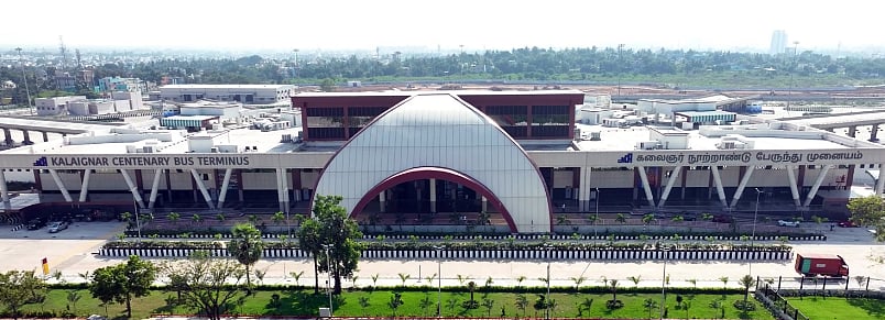 கிளாம்பாக்கத்தில் திறக்கப்பட்ட புதிய பேருந்து நிலையம்: பேருந்து இயக்கம் குறித்து அமைச்சர் கூறியது என்ன ?