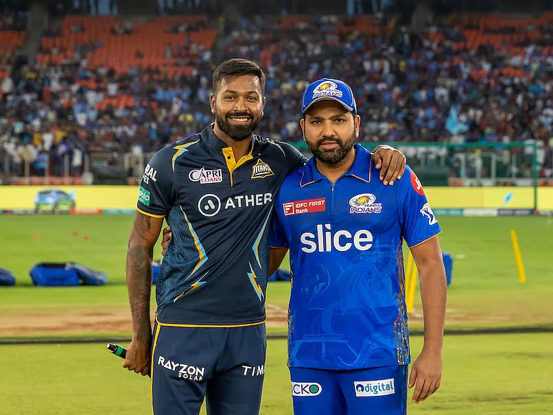 “ரோஹித் சர்மாவின் செயல்பாடு குறைந்ததே அவரின் கேப்டன் பதவி பறிபோக காரணம்” - கவாஸ்கர் கருத்து !