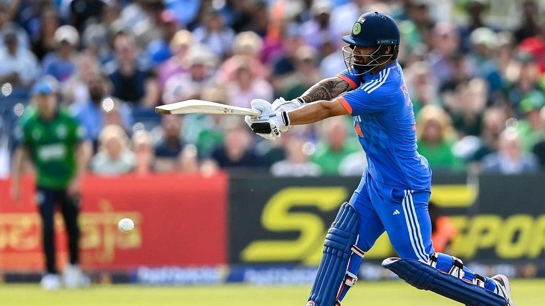 "இங்கு பந்தின் வேகம், பௌன்ஸ் மிக அதிகமாக இருக்கிறது" - தென்னாபிரிக்க ஆடுகளத்தை கண்டு மிரண்ட இளம்வீரர் ! 