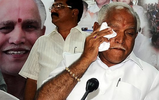 கொரோனா காலத்தில் ரூ.40 ஆயிரம் கோடி ஊழல் செய்த எடியூரப்பா ஆட்சி : பா.ஜ.க MLA பரபரப்பு குற்றச்சாட்டு! 