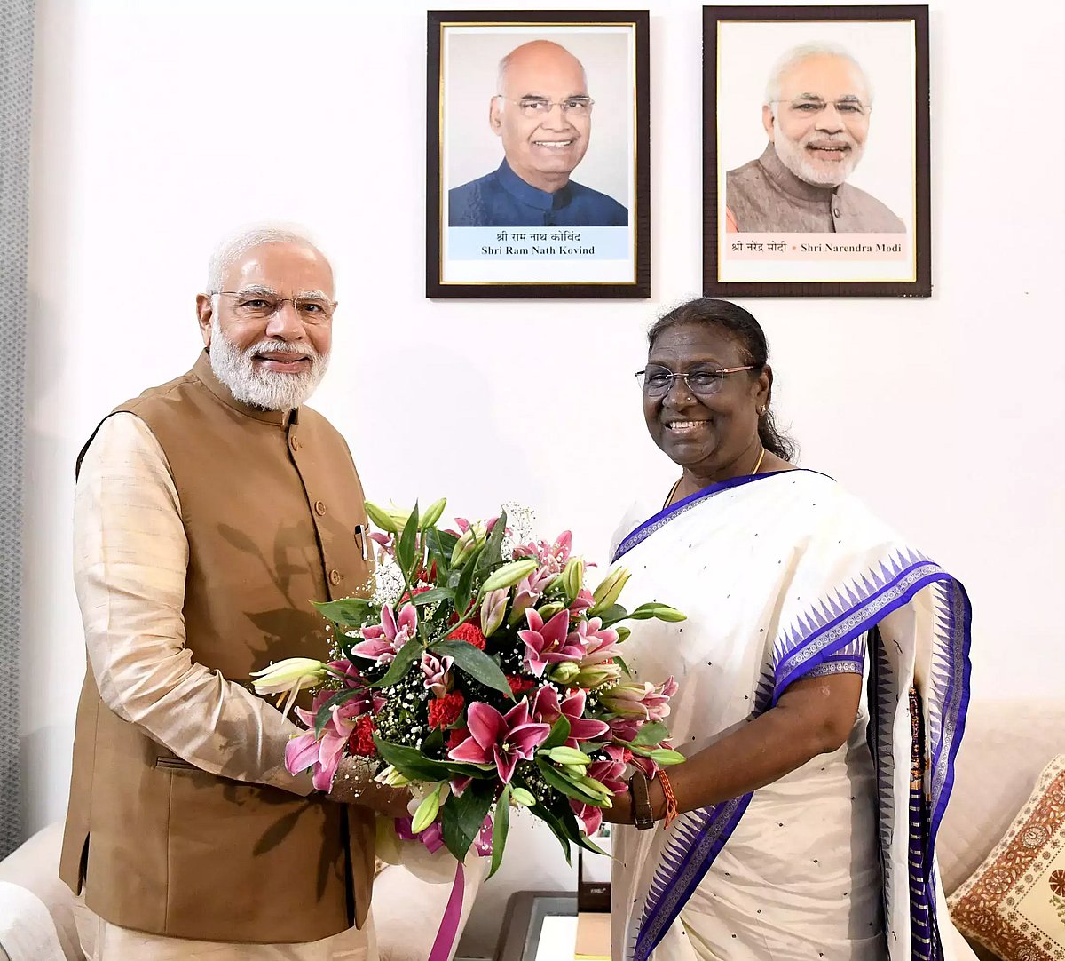 எம்.பி-க்கள் சஸ்பெண்ட் : குடியரசுத் தலைவர் எப்போது வேதனையை வெளிப்படுத்துவார் ? - தீக்கதிர் தலையங்கம் !