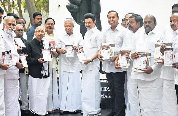 "கொள்கைப்பூர்வ லட்சிய வழி நின்று ஆட்சி நடத்தும் முதலமைச்சர் மு.க.ஸ்டாலின்" - கி.வீரமணி புகழாரம் ! 