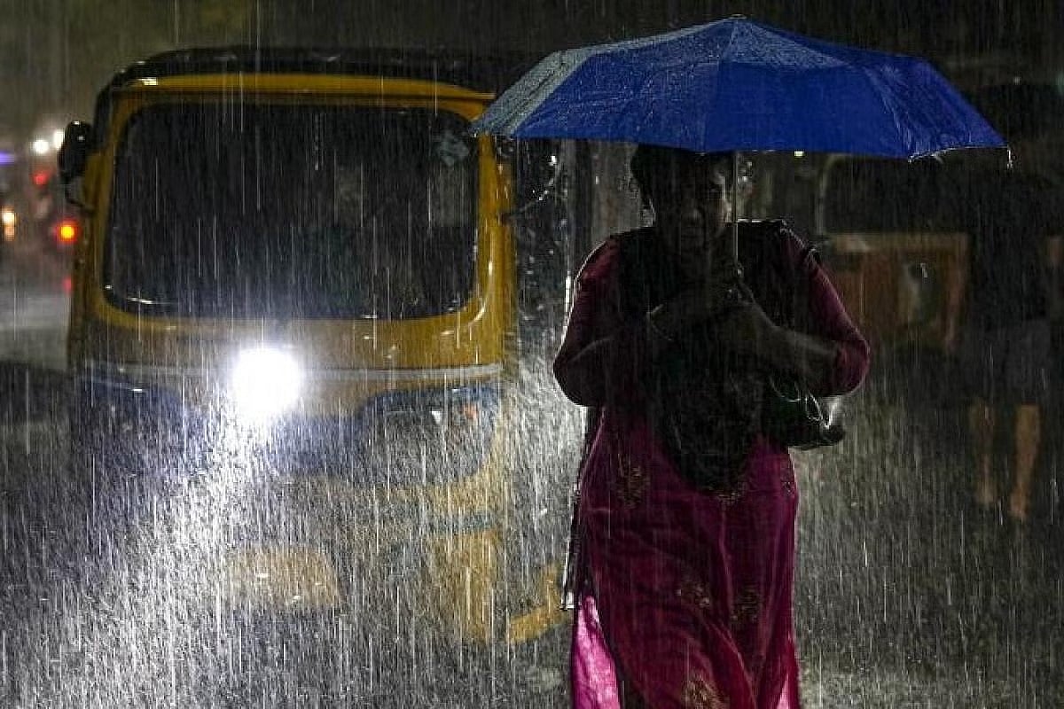 மிக்ஜாம் புயல் : மின்சார எச்சரிக்கை முதல் அவசர எண் வரை... பொதுமக்களுக்கு அறிவுறுத்தல் - முழு விவரம் !