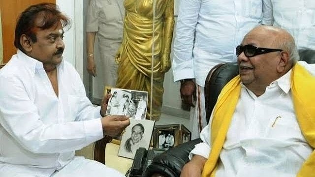 “கலைஞருக்கு விஜயகாந்த் அளித்த தங்கப் பேனா”: கலைஞருக்கும் விஜயகாந்த்துக்குமான நட்பு குறித்த சிறப்பு செய்தி