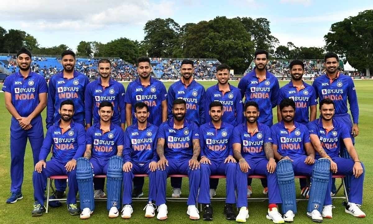 "இந்தியா A  அணியில் கூட இடம்பெறாத அதிவேகப்பந்துவீச்சாளர்" - BCCI-யின் செயலால் கொதித்தெழுந்த ரசிகர்கள் ! 