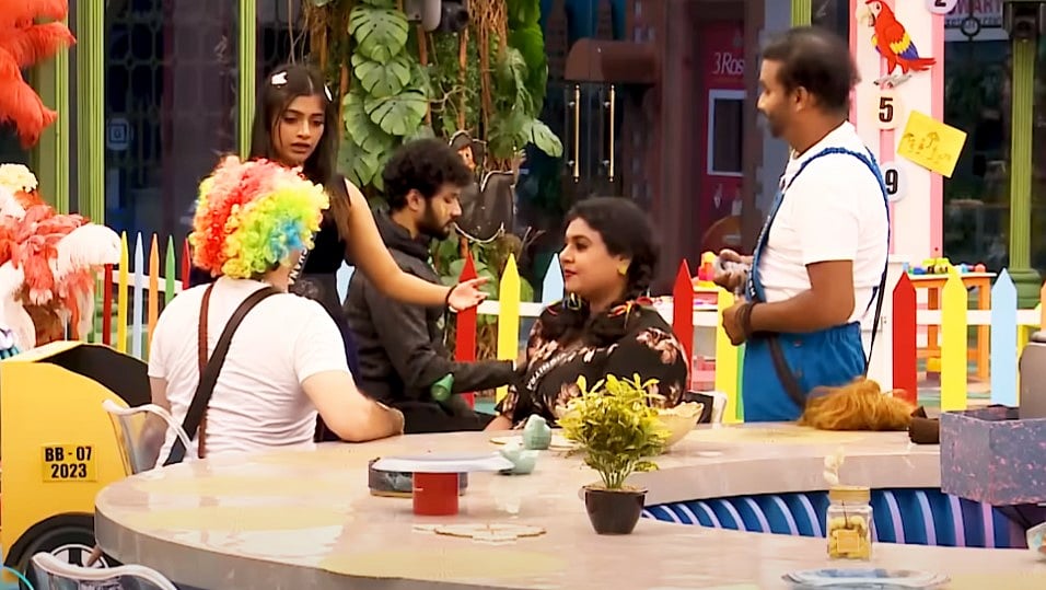 இவங்க வந்ததும் Fun செத்துருச்சு : பாசம் பறிபோயிருச்சு : Wild card போட்டியாளர்களை Target செய்த நிக்சன்!