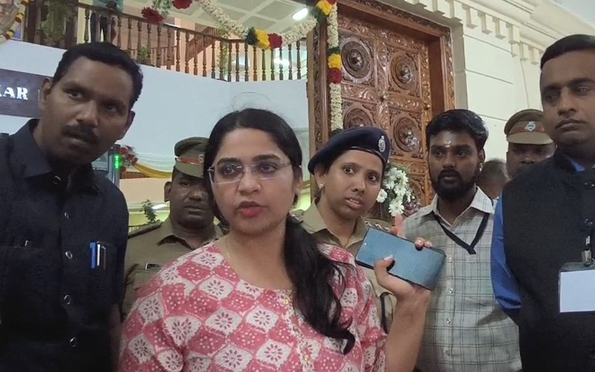 புதுவை : துணை குடியரசு தலைவர் நிகழ்ச்சியில் பத்திரிகையளார்கள் அவமதிப்பு - விழாவை புறக்கணித்ததால் பரபர !