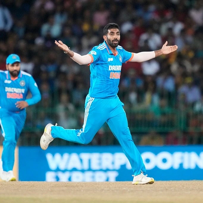 பும்ரா என்னிடம் தொடர்ந்து கூறும் அறிவுரை இதுதான்- இந்திய வேகப்பந்து வீச்சாளர் முகேஷ் குமார் கூறியது என்ன?