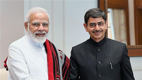 பாஜகவினரை விட பாஜகவின் வேலையை சிறப்பாக பார்க்கும் ஆளுநர்கள்