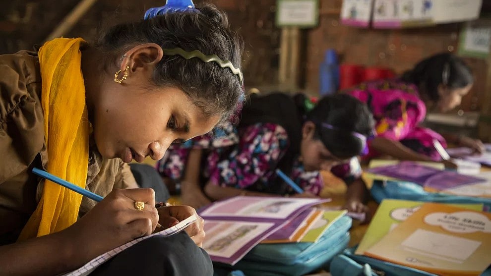 கல்வியில் பாகுபாடு : சிறுபான்மையினர் கல்விக்கு வேட்டு வைக்கும் பாஜக!