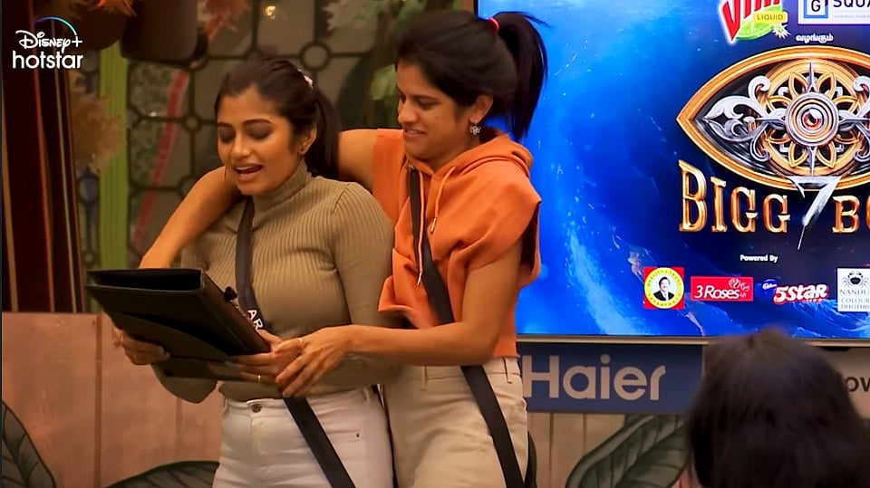 என்னதான் பிரச்சனை? தினேஷ், விசித்ராவிடம் கேள்வி எழுப்பிய கமல்.. வீட்டில் இருந்து வெளியேறினாரா விசித்ரா?