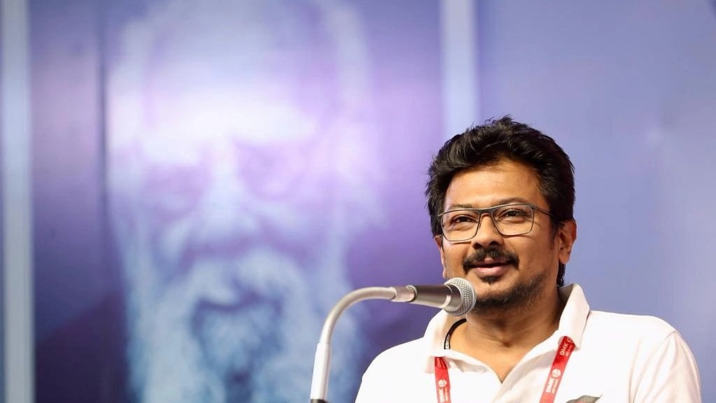 ”உலக தமிழர்களின் பாதுகாவலன் தி.மு.க அயலக அணி” : பெருமையுடன் சொன்ன அமைச்சர் உதயநிதி ஸ்டாலின்!