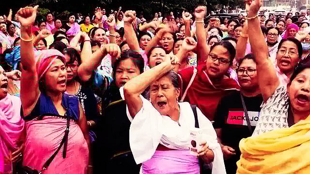 மணிப்பூர் மாநிலத்தில் நிகழும் கொடுமை: இடஒதுக்கீட்டிலிருந்து விலக்கப்படும் பழங்குடியின சமூகம் !