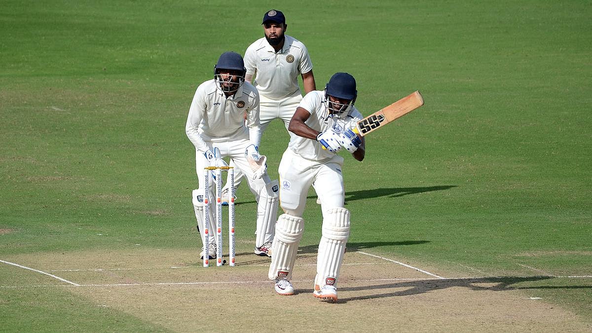 தோல்வியின் பிடியில் இந்திய A அணி : டிராவிட் பாணியில் நங்கூரமாக நின்று அணியை மீட்ட சாய் சுதர்சன் !