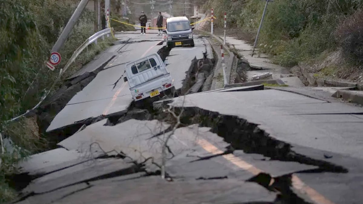 ஜப்பான் நிலநடுக்கம், சுனாமி : அதிகரிக்கும் பலி எண்ணிக்கை... ஆண்டின் தொடக்கத்தில் உலகை உலுக்கும் சோகம் !