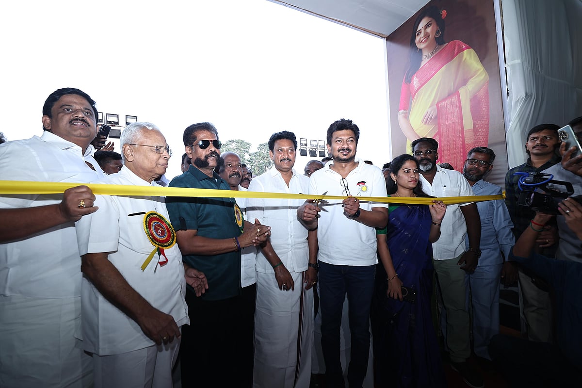 "பதிப்பாளராக நிகழ்ச்சியில் கலந்துகொண்டுள்ளேன்"- சென்னை புத்தக காட்சியை தொடங்கி வைத்தார் அமைச்சர் உதயநிதி!