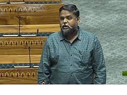 "கல்வியை மீண்டும் மாநில பட்டியலுக்கு கொண்டு வரவேண்டும்" - நாடாளுமன்றத்தில் கோரிக்கை வைத்த திமுக !