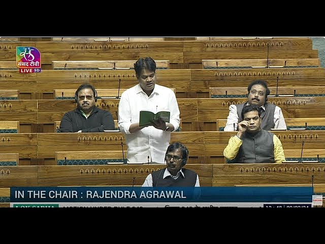 "எதிர்க்கட்சிகளை குறை சொல்லும் செயலை மட்டுமே ஆளும் கட்சி செய்கிறது" - கலாநிதி வீராசாமி MP விமர்சனம் !