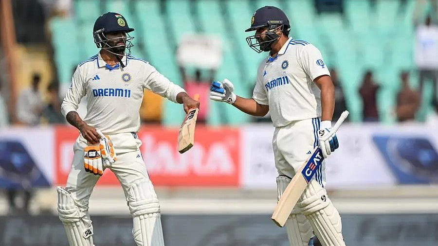 INDvsENG :ரோஹித், ஜடேஜா அபார சதம்... அறிமுக போட்டியிலேயே அசத்திய சர்ஃபராஸ்... வலுவான நிலையில் இந்திய அணி!